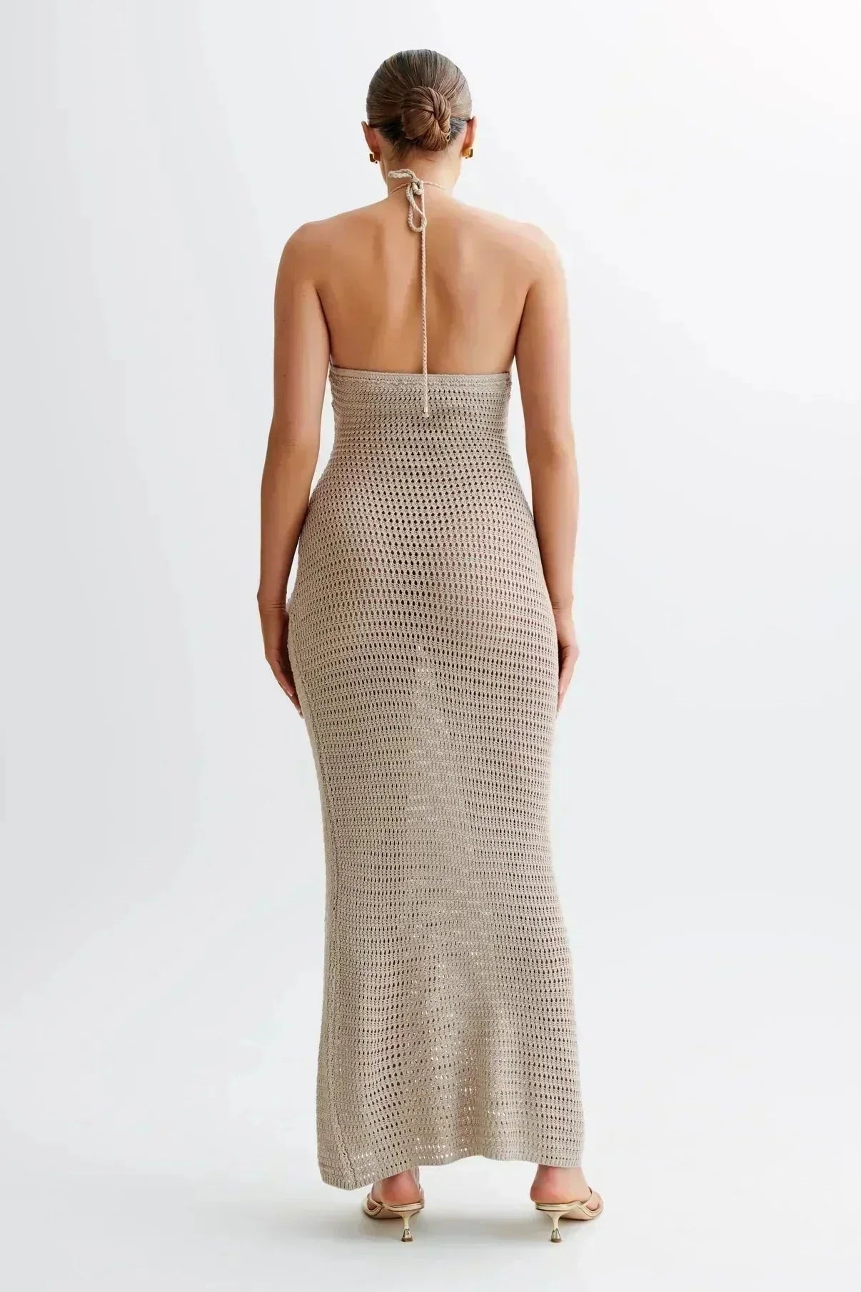 Robe crochet femme avec détails floraux et col unique | ROBEMODE