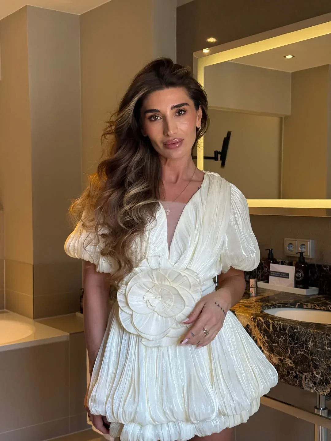 Robe Courte Soirée Plissée Ivoire 1 Coloris | ROBEMODE