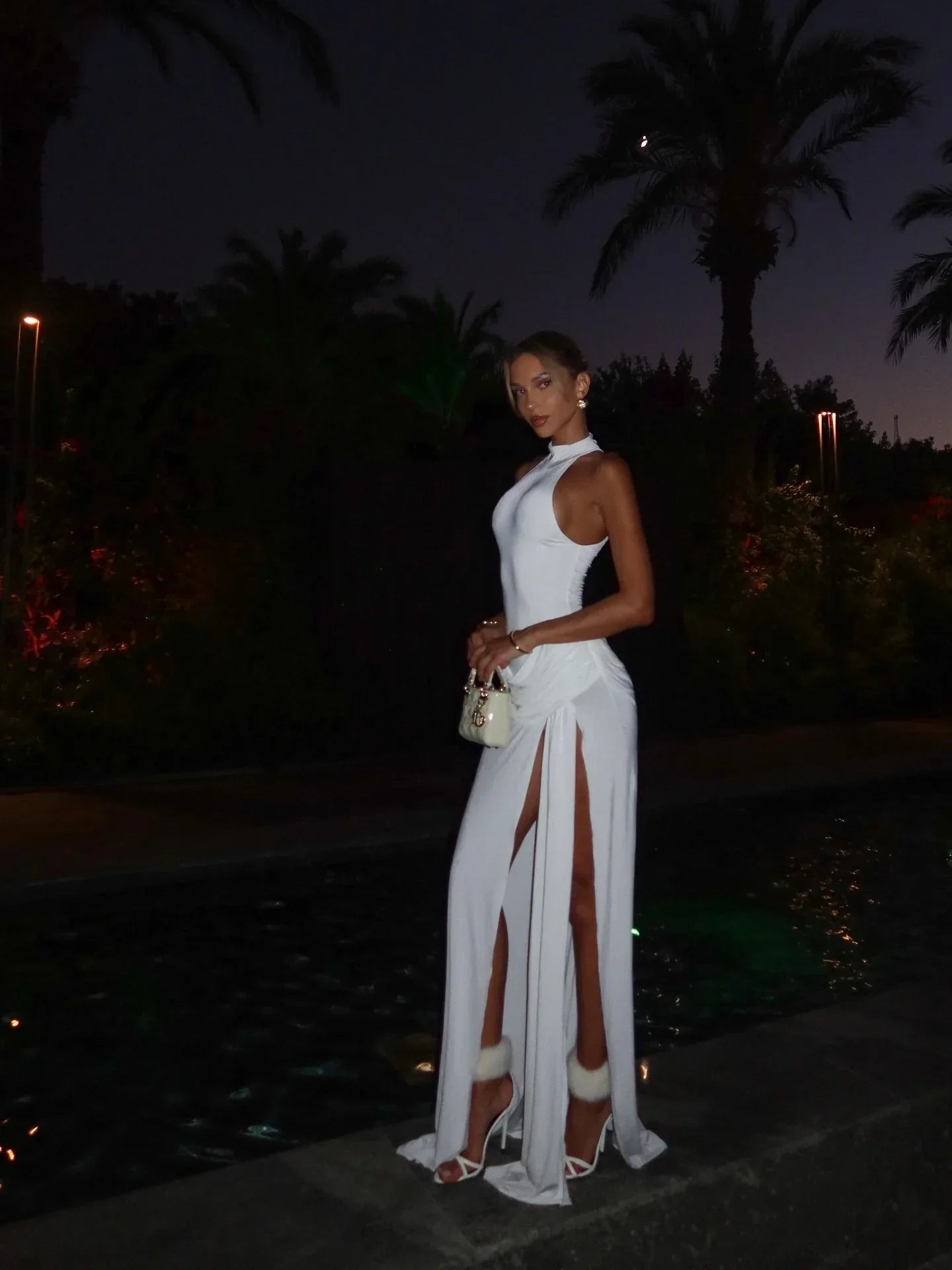 Robe longue ete femme blanche a fente haute | Coupe féminine + Style élégant + Facile à accessoiriser – ROBEMODE