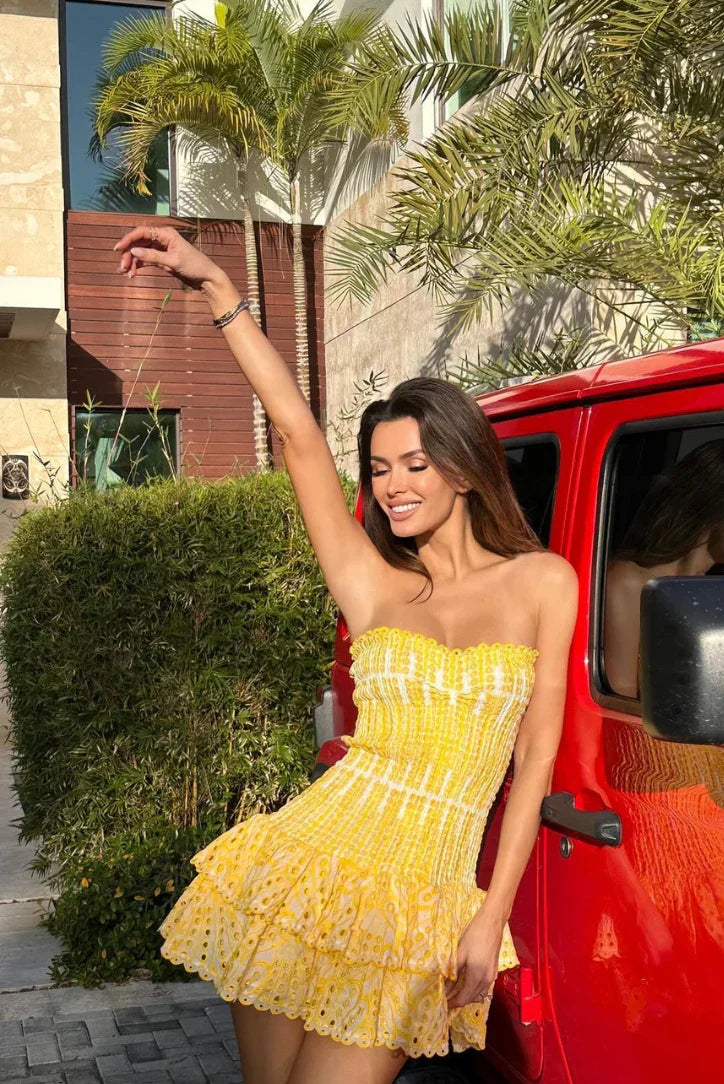 Robe Courte Été Femme Jaune à Volants 1 Coloris | ROBEMODE