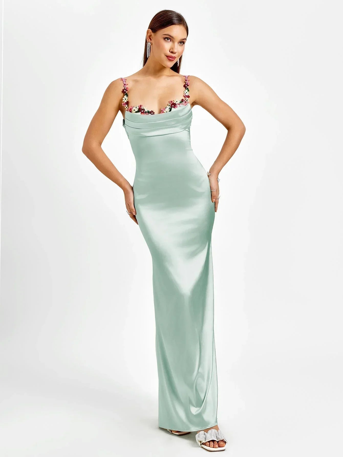 Robe Longue Satinée Ornements Floraux Soirée 4 Coloris | ROBEMODE