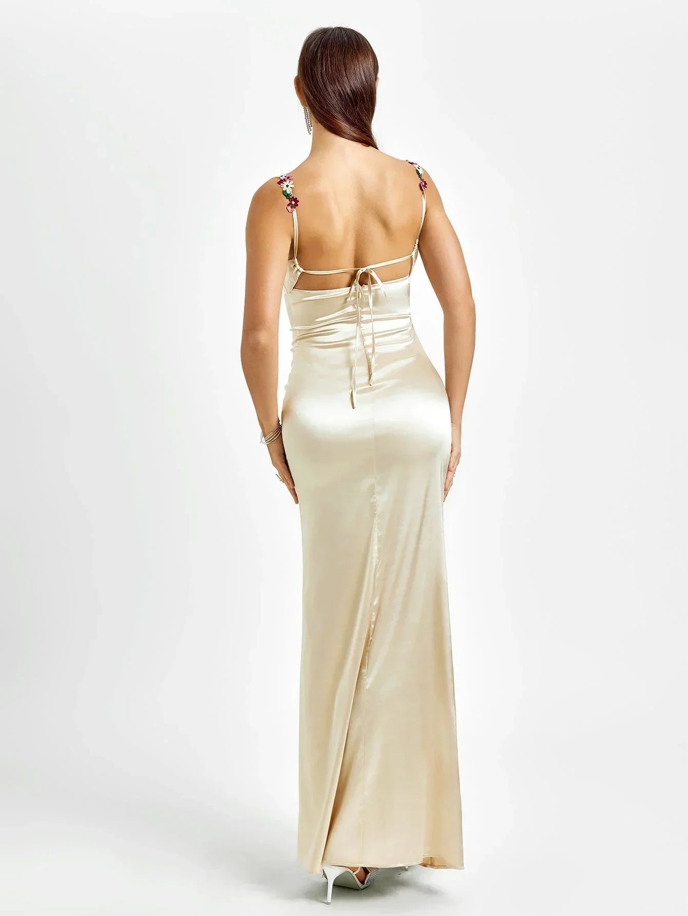 Robe Longue Satinée Ornements Floraux Soirée 4 Coloris | ROBEMODE