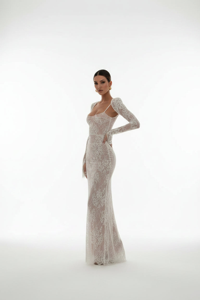 Robe longue femme blanche en dentelle manches longues | Coupe féminine + Style élégant + Facile à accessoiriser – ROBEMODE