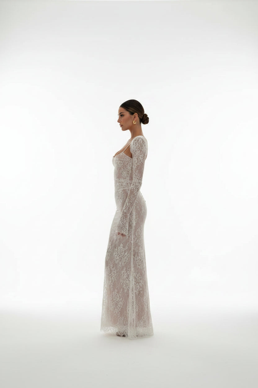 Robe longue femme blanche en dentelle manches longues | Coupe féminine + Style élégant + Facile à accessoiriser – ROBEMODE