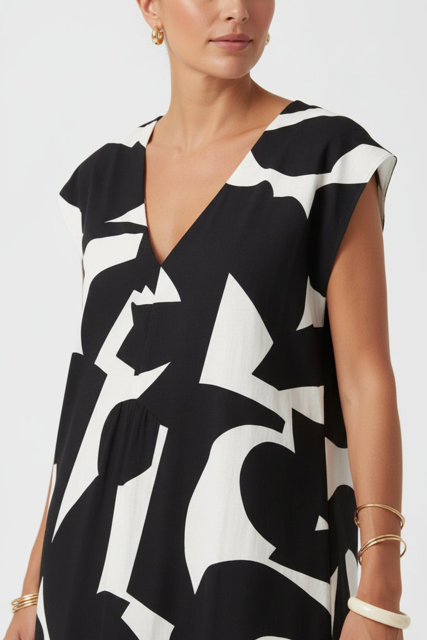 Robe longue femme avec col V et motifs fluides | Coupe féminine + Style élégant + Facile à accessoiriser – ROBEMODE