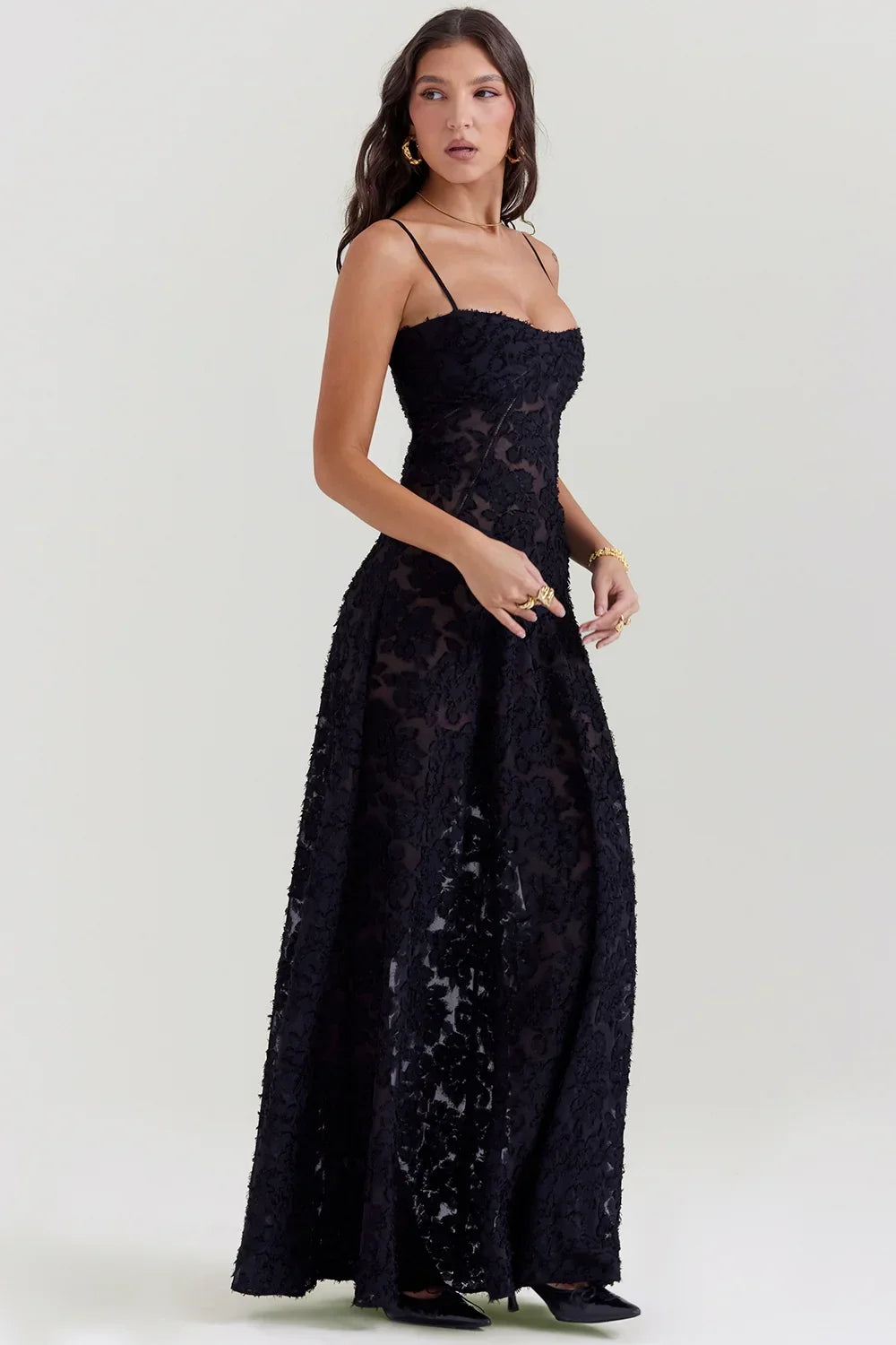 Robe longue femme avec dentelle florale et bretelles fines | ROBEMODE