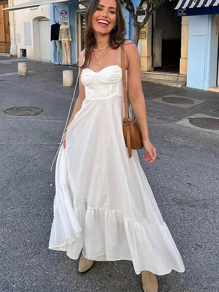 Robe longue femme blanche avec bretelles fines | Coupe féminine + Style élégant + Facile à accessoiriser – ROBEMODE