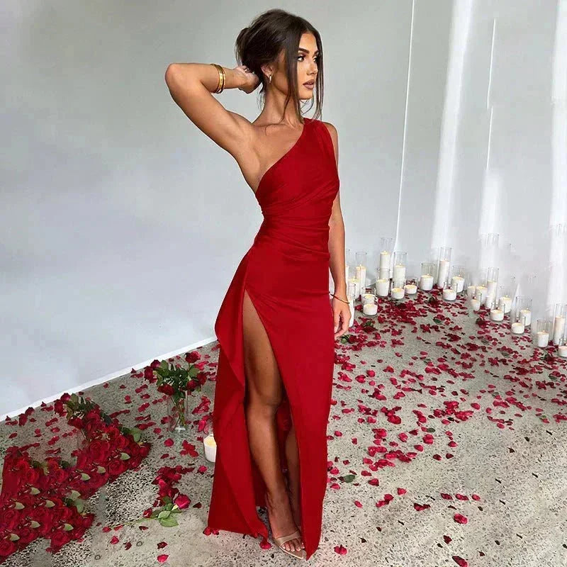 Robe Longue Fendue Une Épaule Effet Satin 8 Coloris | ROBEMODE