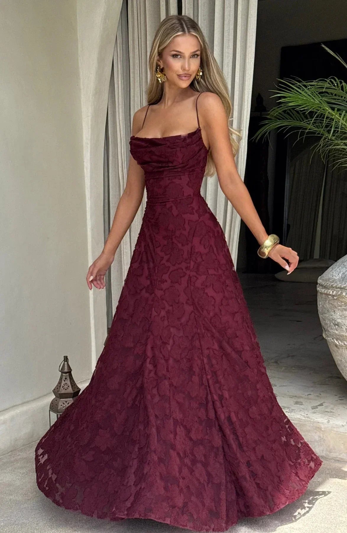 Robe longue femme florale sans manches | Coupe féminine + Style élégant + Facile à accessoiriser – ROBEMODE