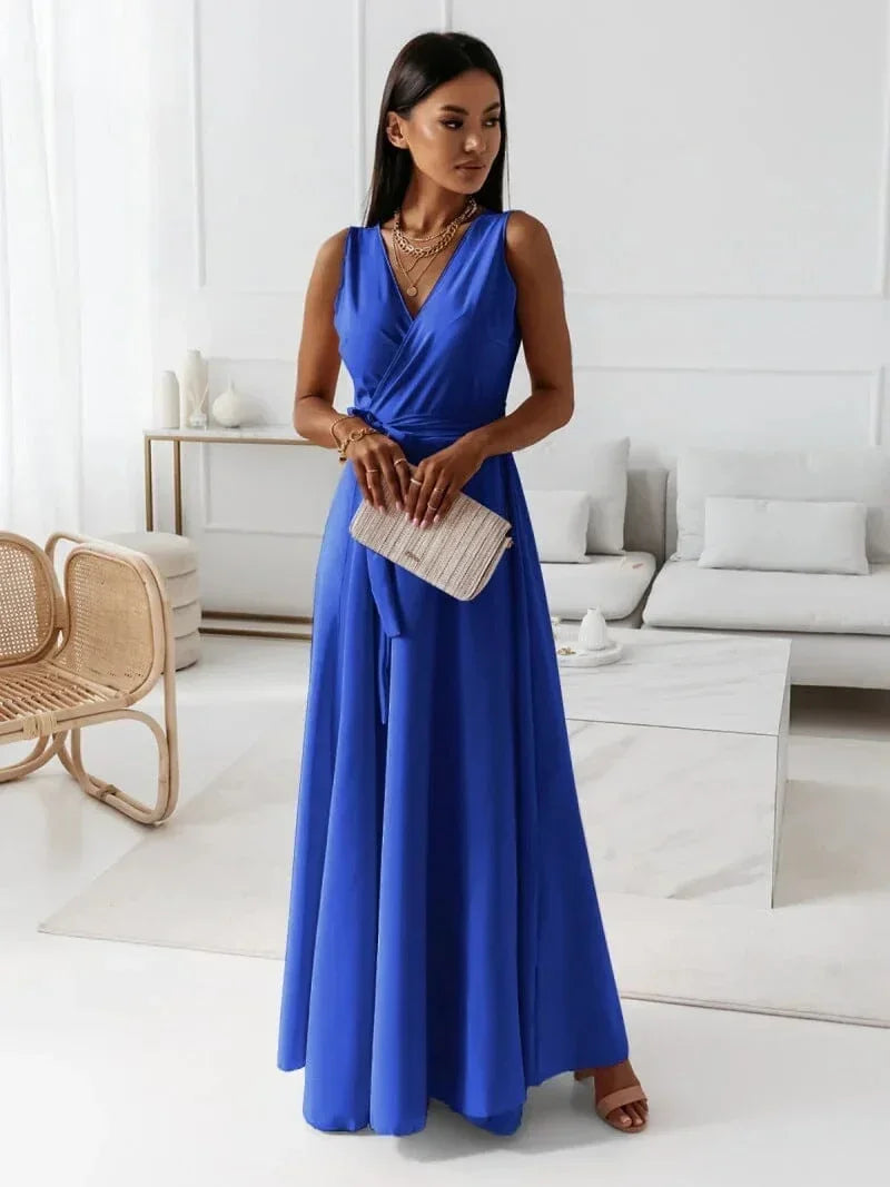 Robe longue femme plissée avec ceinture et col V | ROBEMODE