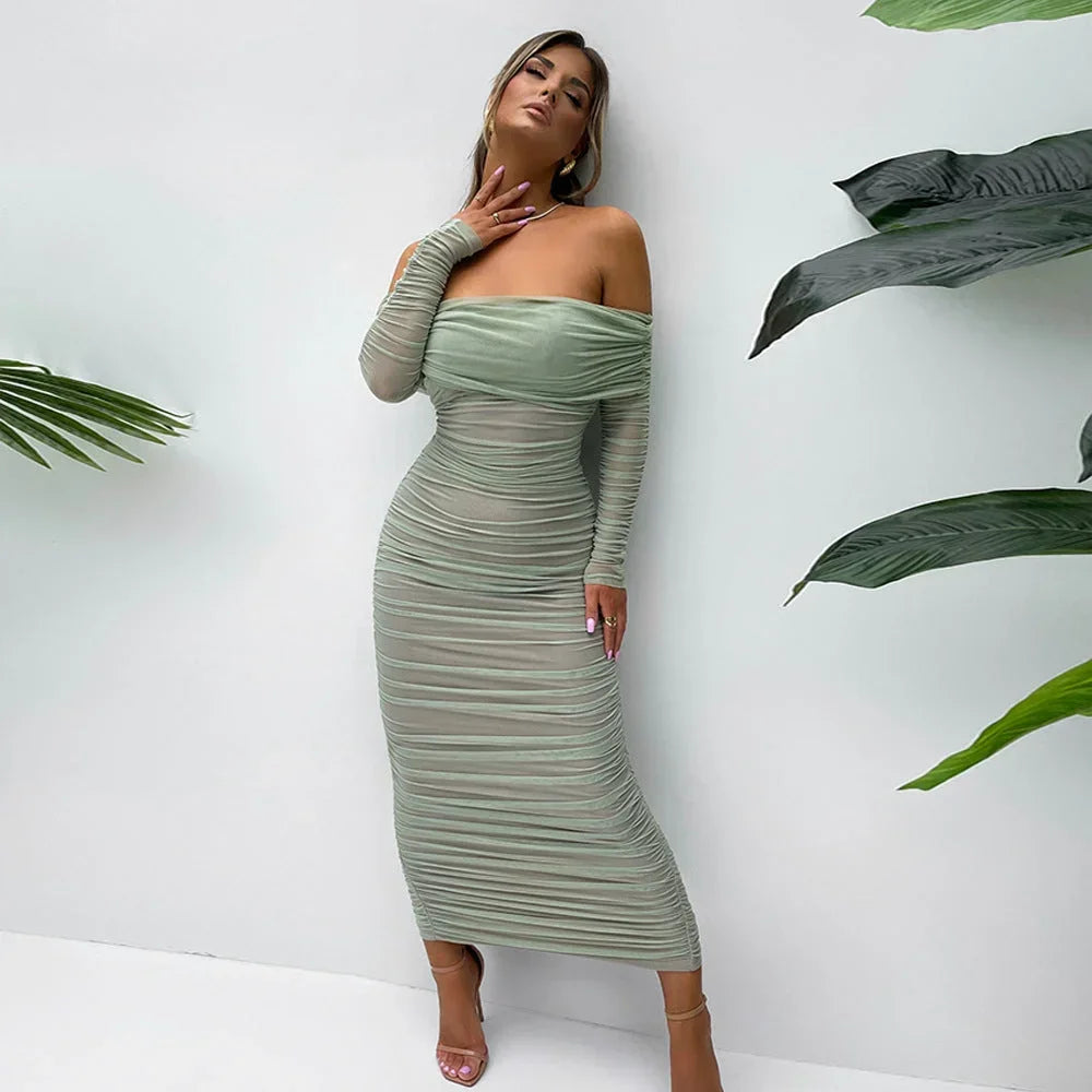 Robe longue soirée épaules dénudées froncée transparente | ROBEMODE