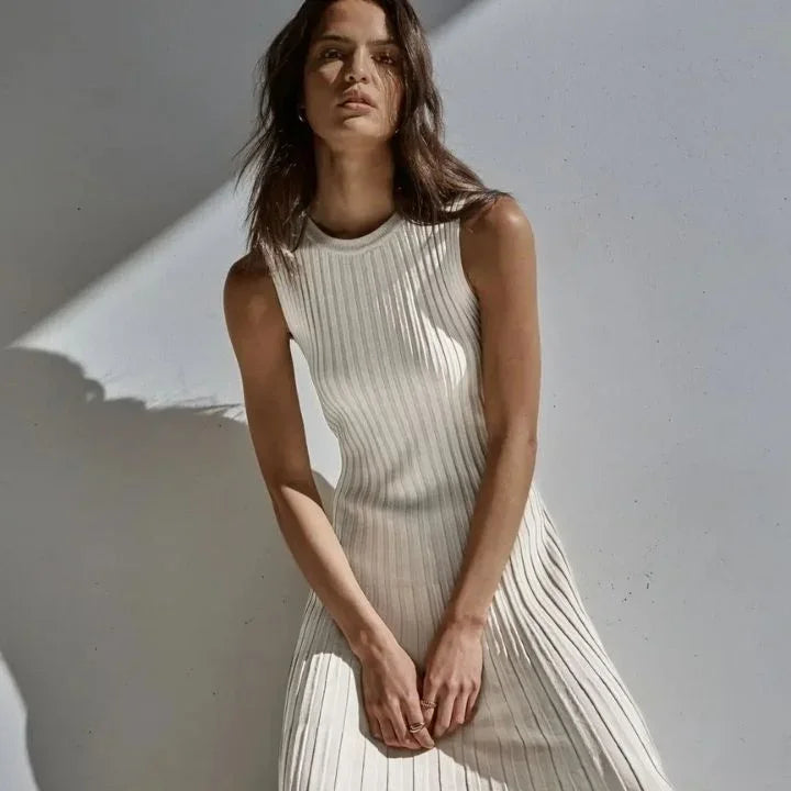 Robe longue femme plissée sans manches tissu fluide | ROBEMODE