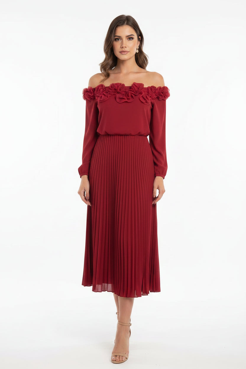 Robe longue rouge épaules dénudées avec volants et jupe plissée | ROBEMODE