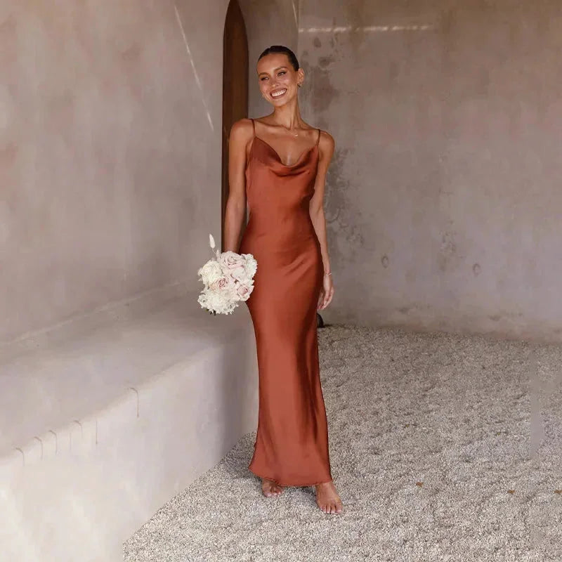 Robe Longue Satinée Col Bénitier Sans Manches Femme | Élégante Soirée 4 Coloris | ROBEMODE