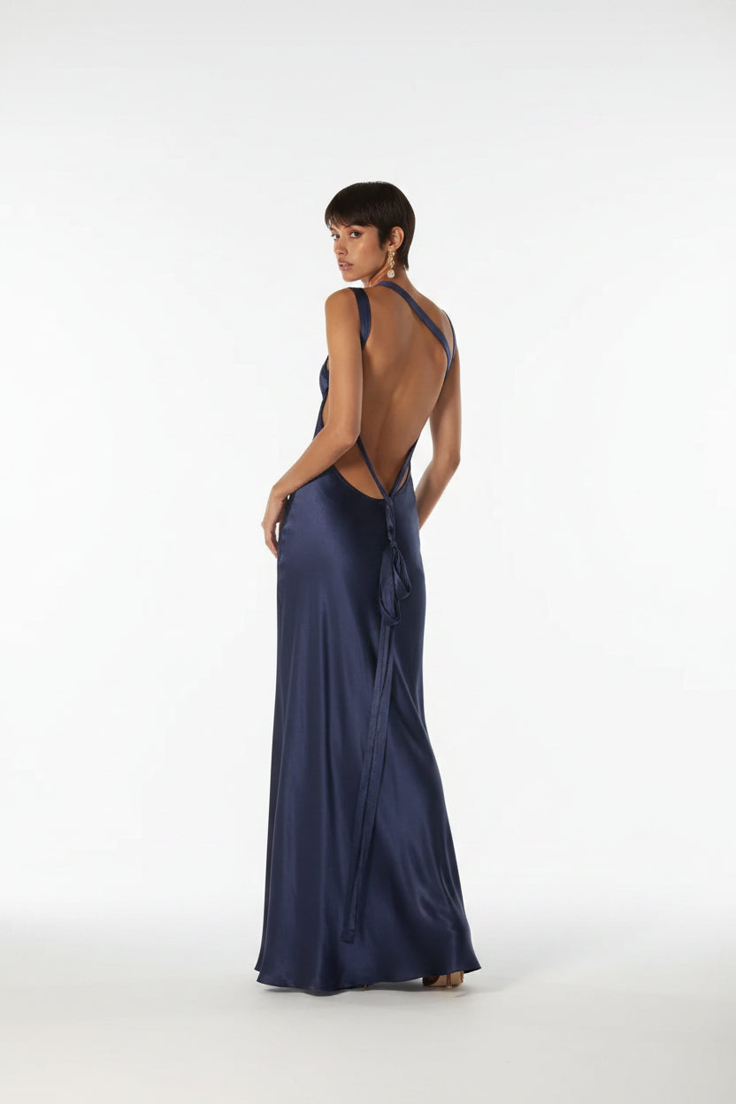 Robe Longue Satinée Bretelles Fines Dos Ouvert Femme | ROBEMODE