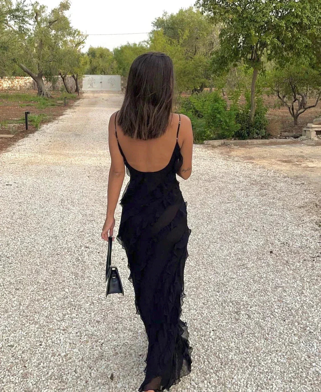 Robe longue soirée femme à volants bretelles fines | Coupe féminine + Style élégant + Facile à accessoiriser – ROBEMODE