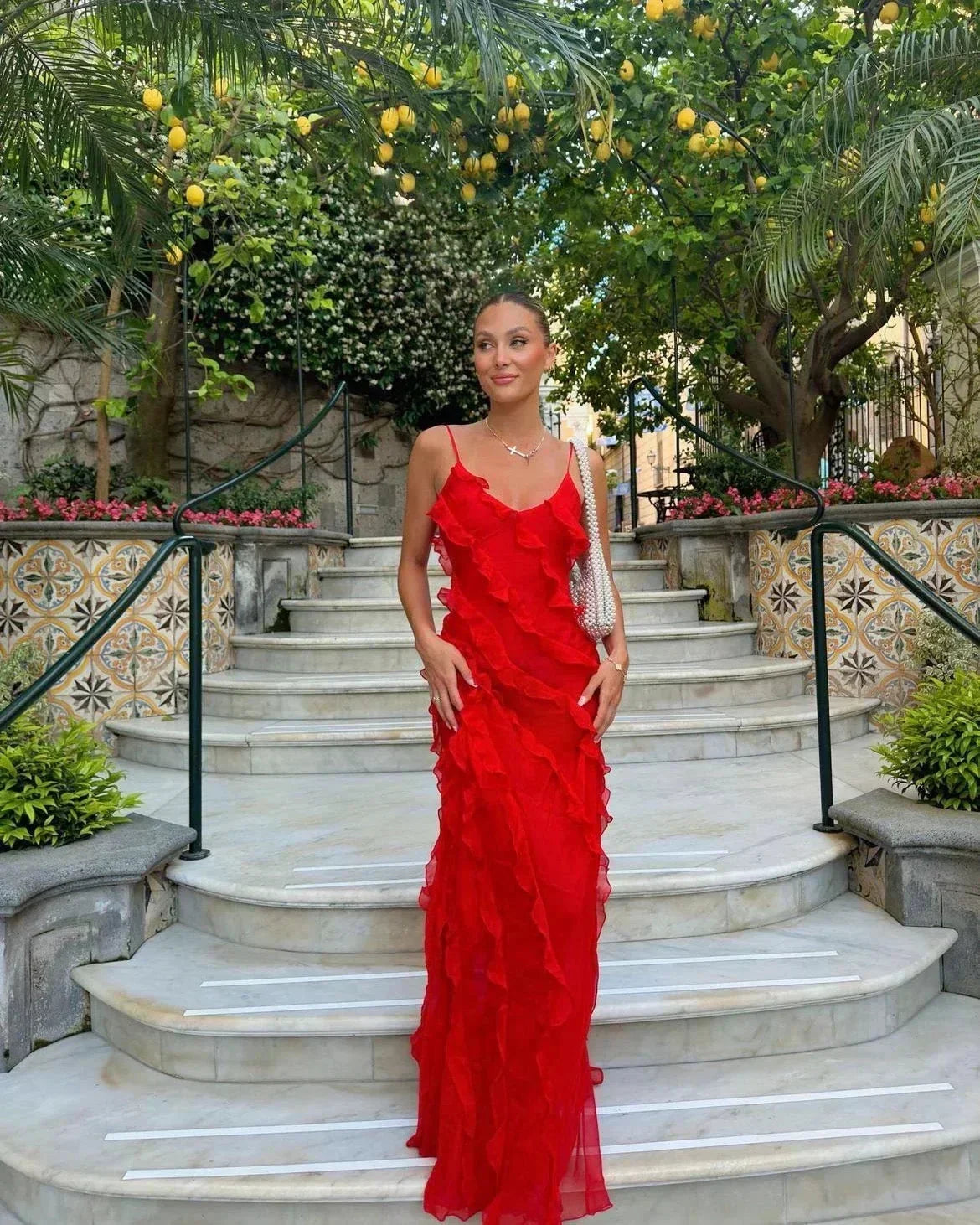 Robe longue soirée femme à volants bretelles fines | Coupe féminine + Style élégant + Facile à accessoiriser – ROBEMODE