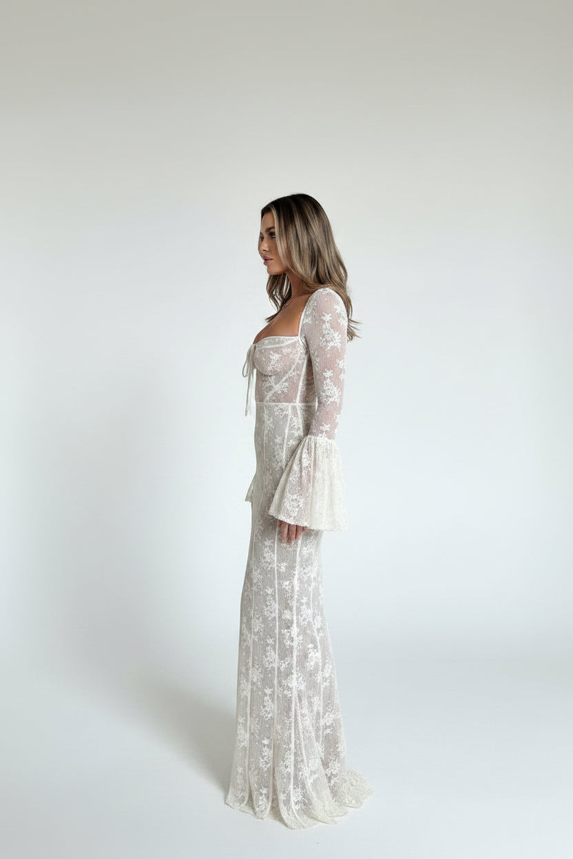 Robe longue blanche dentelle manches longues soirées élégantes | ROBEMODE