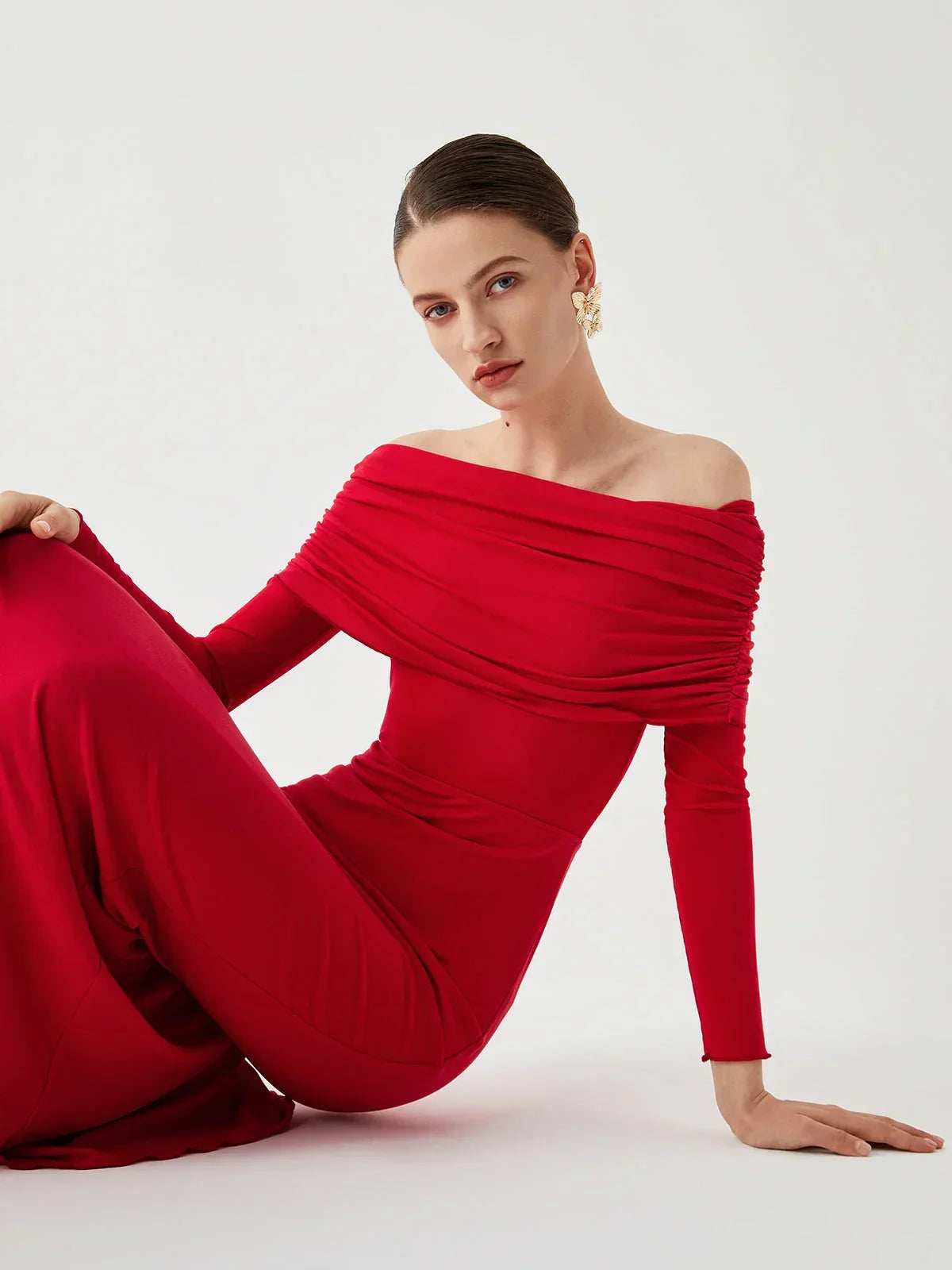 Robe longue soirée ajustée épaules dénudées manches longues | Coupe féminine + Style élégant + Facile à accessoiriser – ROBEMODE