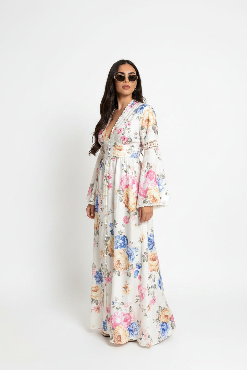 Robe longue bohème blanche motifs floraux manches longues | Coupe féminine + Style élégant + Facile à accessoiriser – ROBEMODE