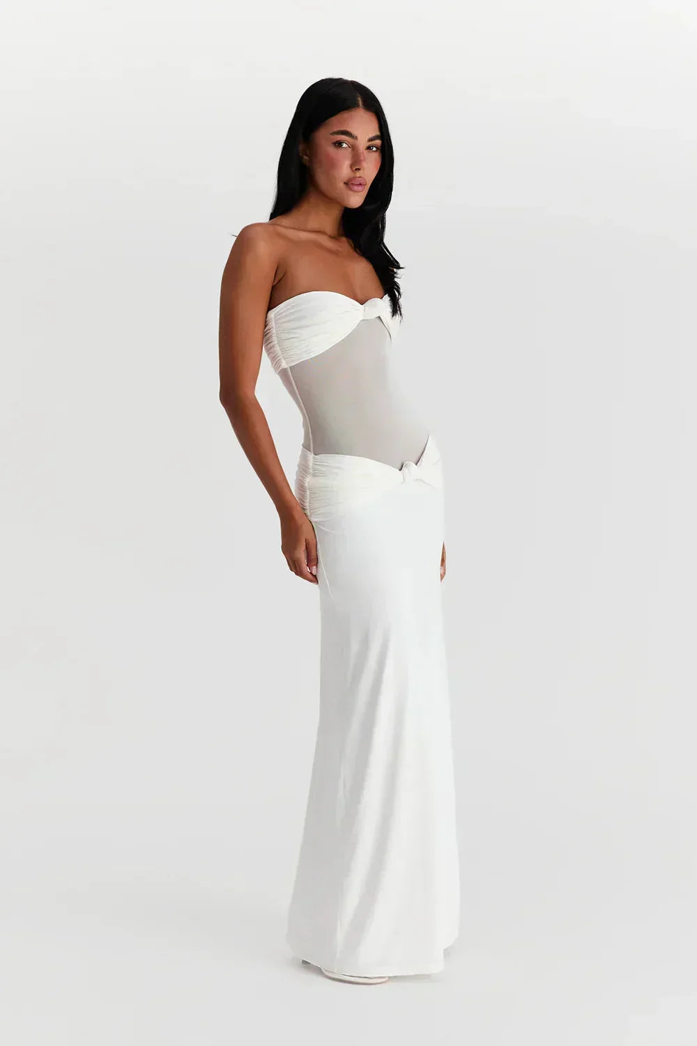 Robe longue bustier avec transparence et nœuds