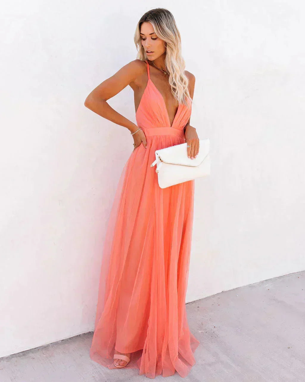 Robe longue orange dos nu bretelles fines soirée été