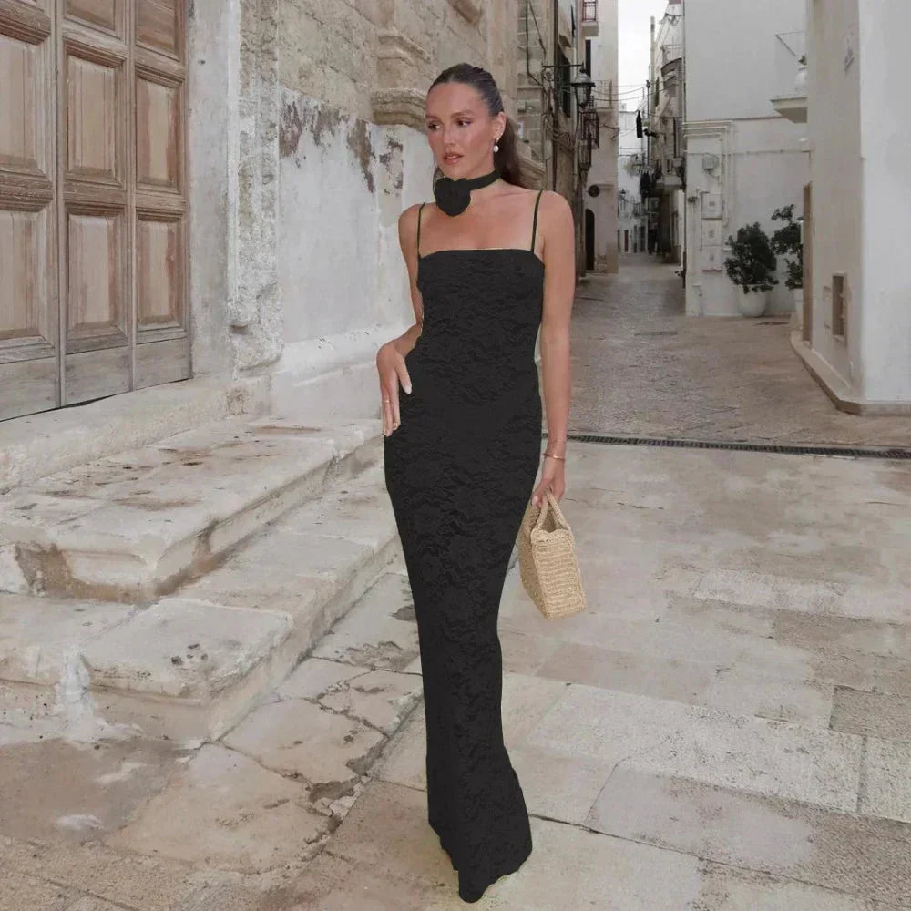 Robe longue femme avec dentelle et fines bretelles