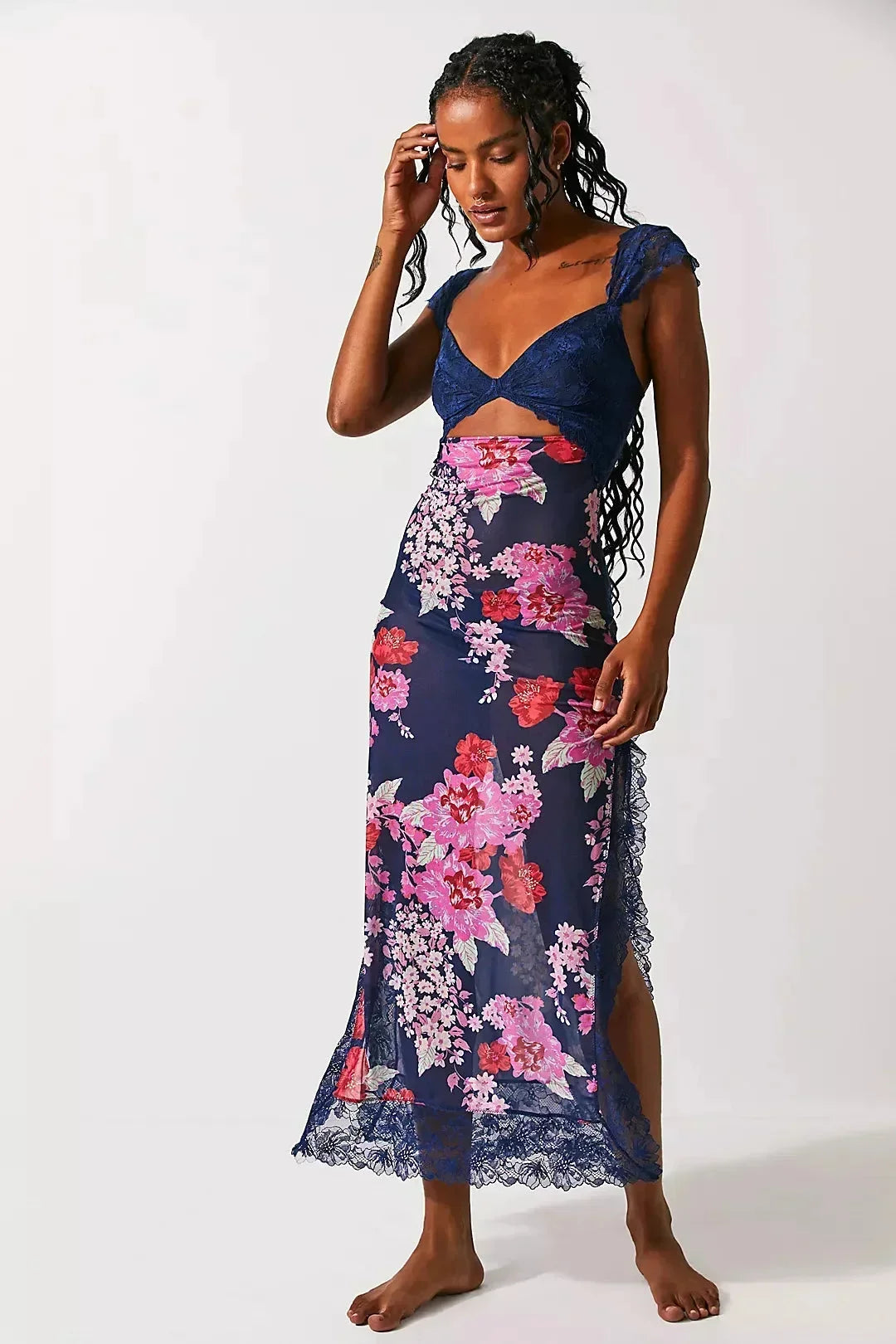 Robe maxi florale transparente dentelle cache-cœur | ROBEMODE