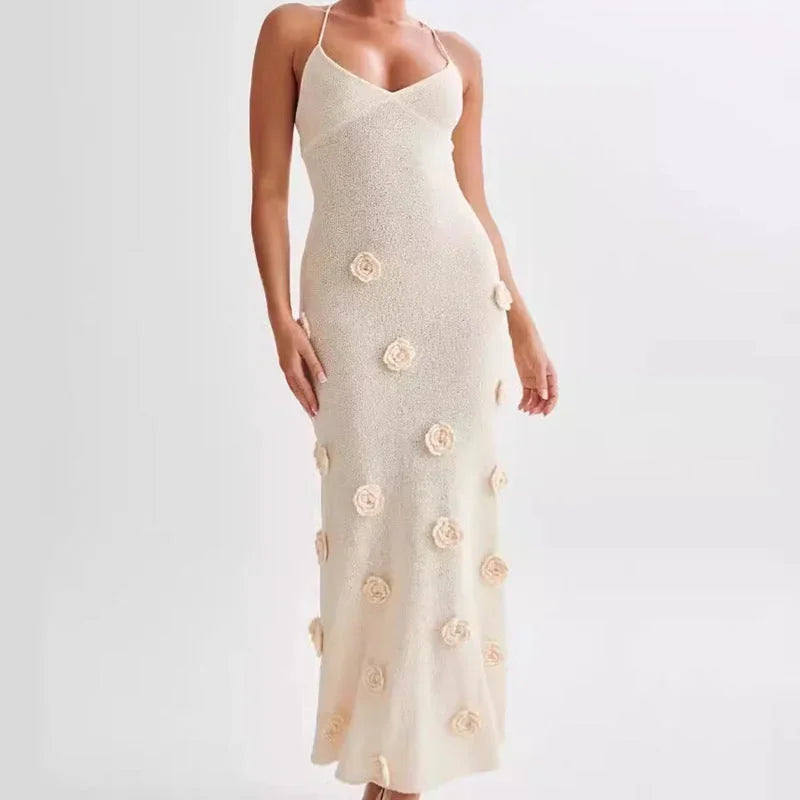 Robe longue femme avec fleurs et bretelles fines