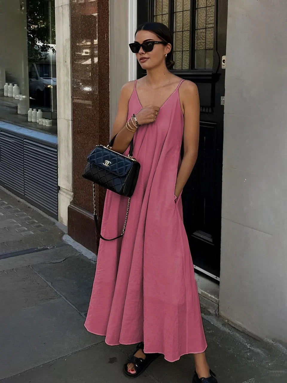 Robe longue fluide femme avec bretelles fines et volants | Coupe féminine + Style élégant + Facile à accessoiriser – ROBEMODE