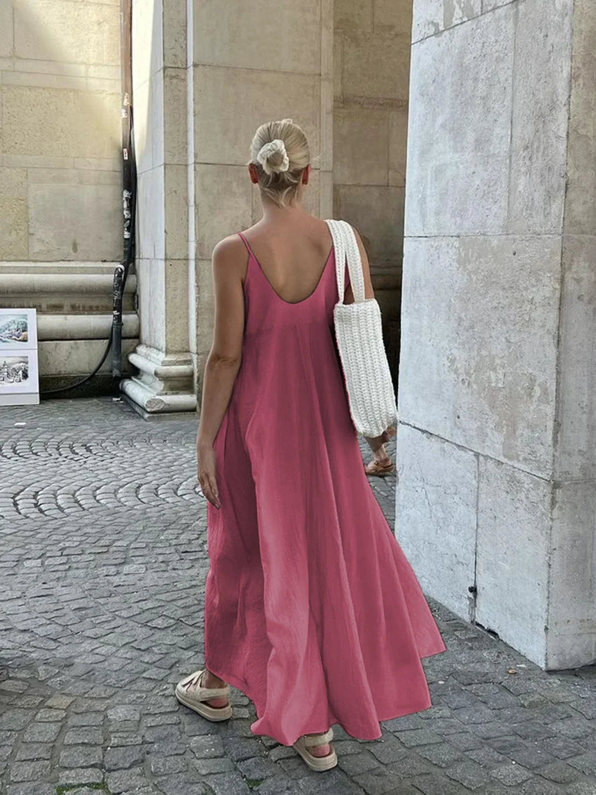 Robe longue fluide femme avec bretelles fines et volants | Coupe féminine + Style élégant + Facile à accessoiriser – ROBEMODE