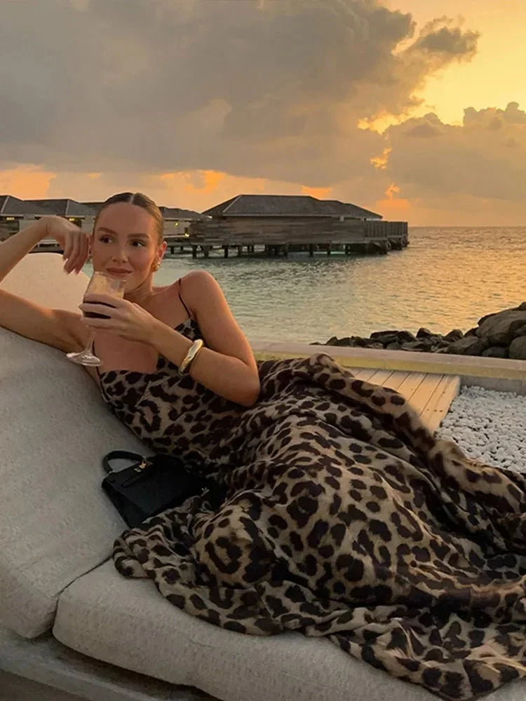 Robe Longue Femme Léopard Bretelles Fines Fluide Soirée | ROBEMODE