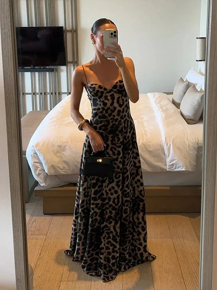 Robe Longue Femme Léopard Bretelles Fines Fluide Soirée | ROBEMODE
