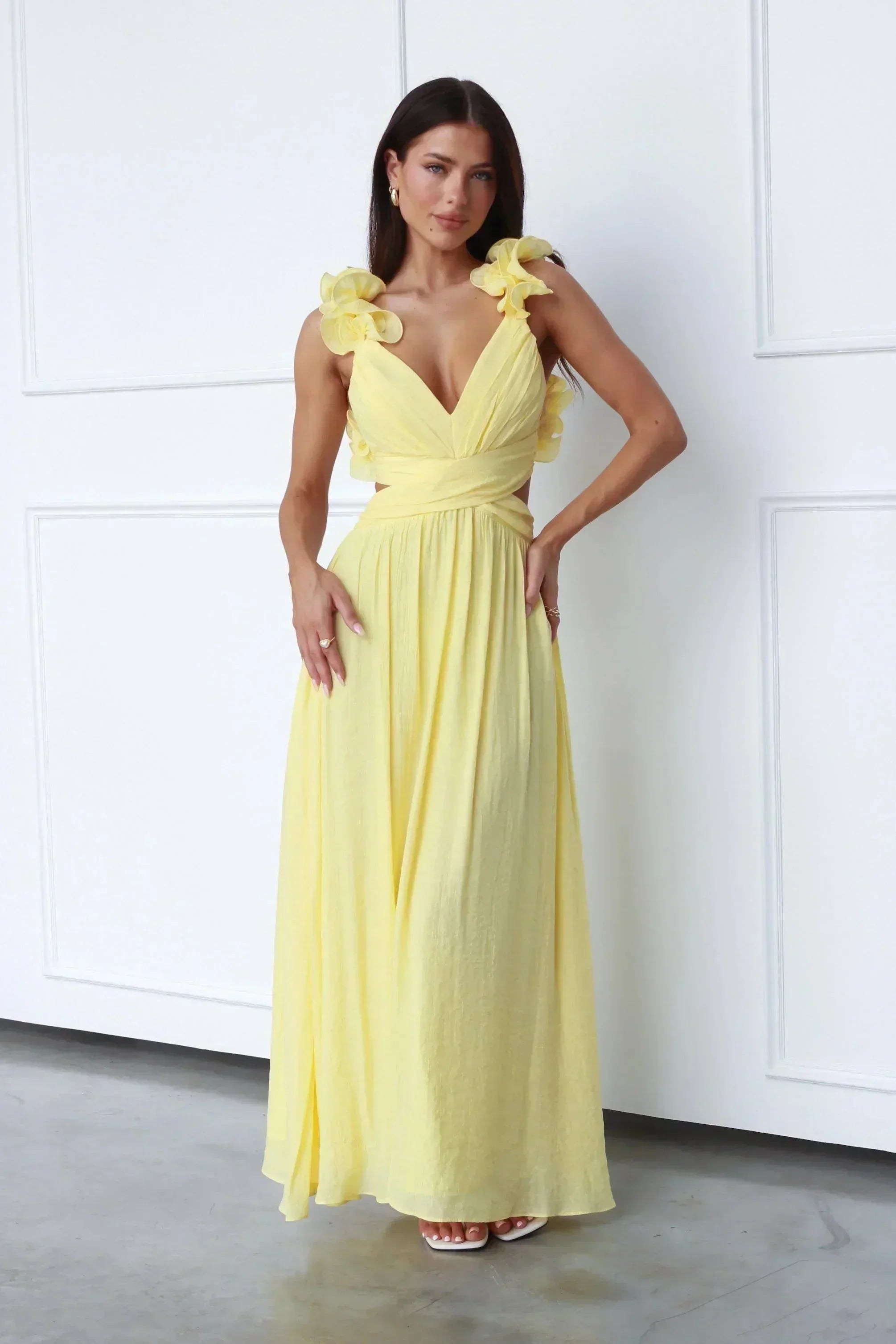 Robe longue jaune fleurie col V une épaule été | ROBEMODE