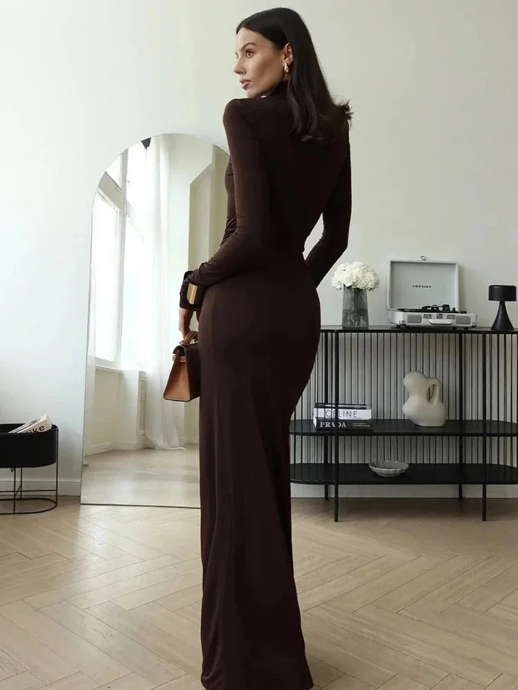 Robe maxi marron femme avec col roulé et manches longues