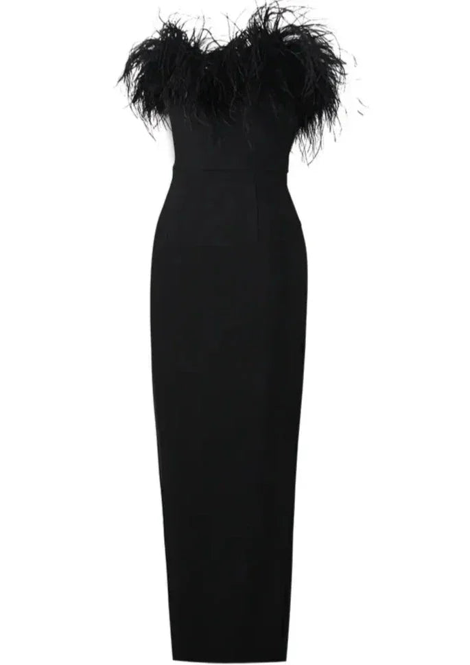 Robe longue noire sans bretelles avec détail plumes | Coupe féminine + Style élégant + Facile à accessoiriser – ROBEMODE