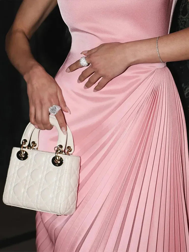 Robe longue rose plissée col asymétrique cérémonie | ROBEMODE