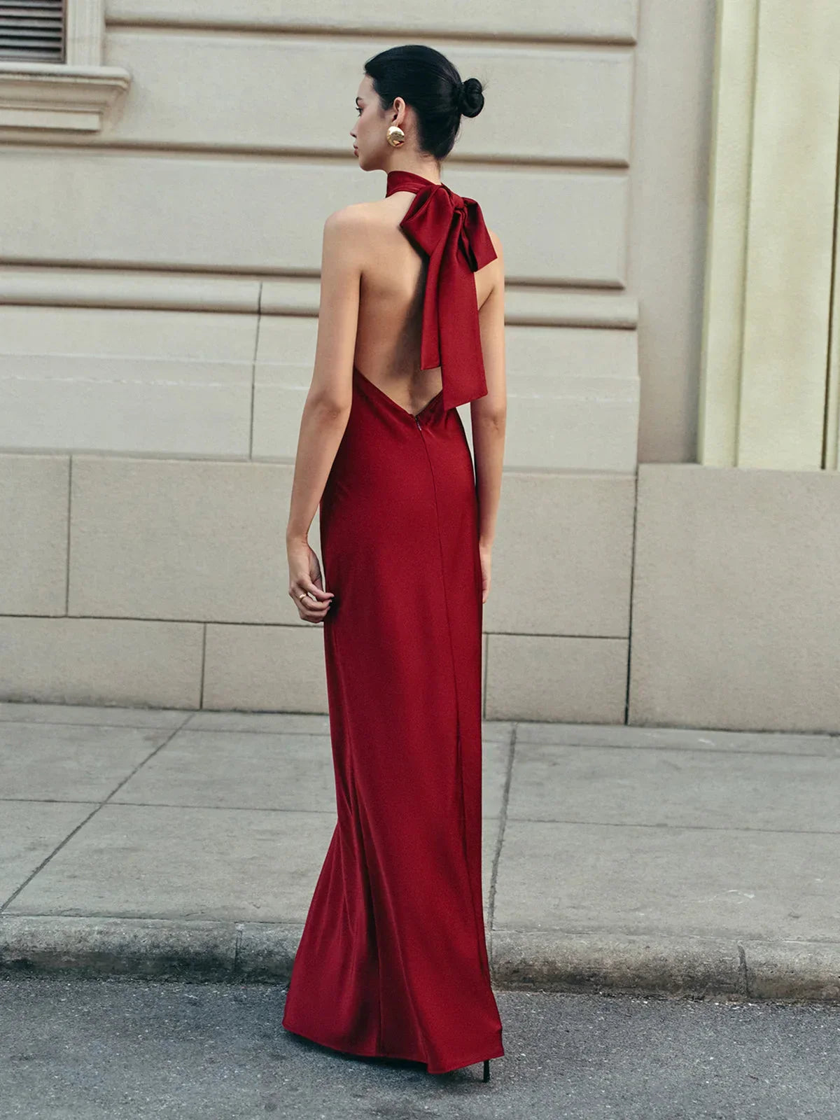 Robe Longue Femme Rouge Dos Nu Nœud Traînant Effet Satin Soirée | ROBEMODE