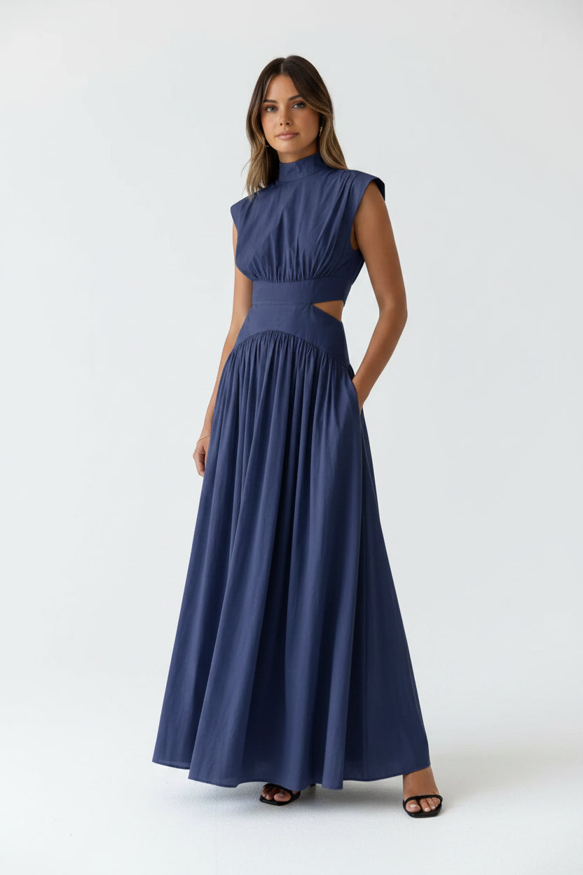 Robe Longue Femme Col Montant Découpes Élégantes Sans Manches | ROBEMODE