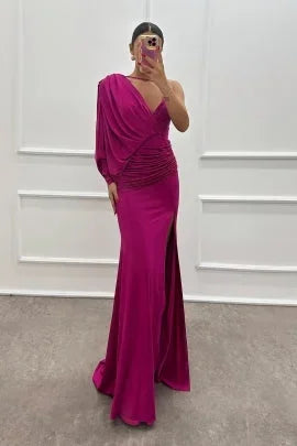 Robe soirée longue une épaule fendue avec drapé