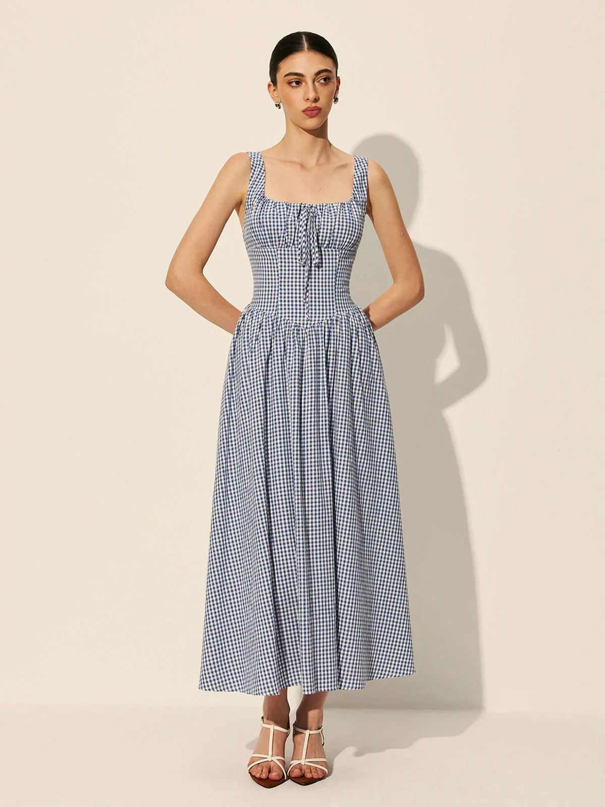 Robe midi carreaux bleu marine sans manches col carré | ROBEMODE