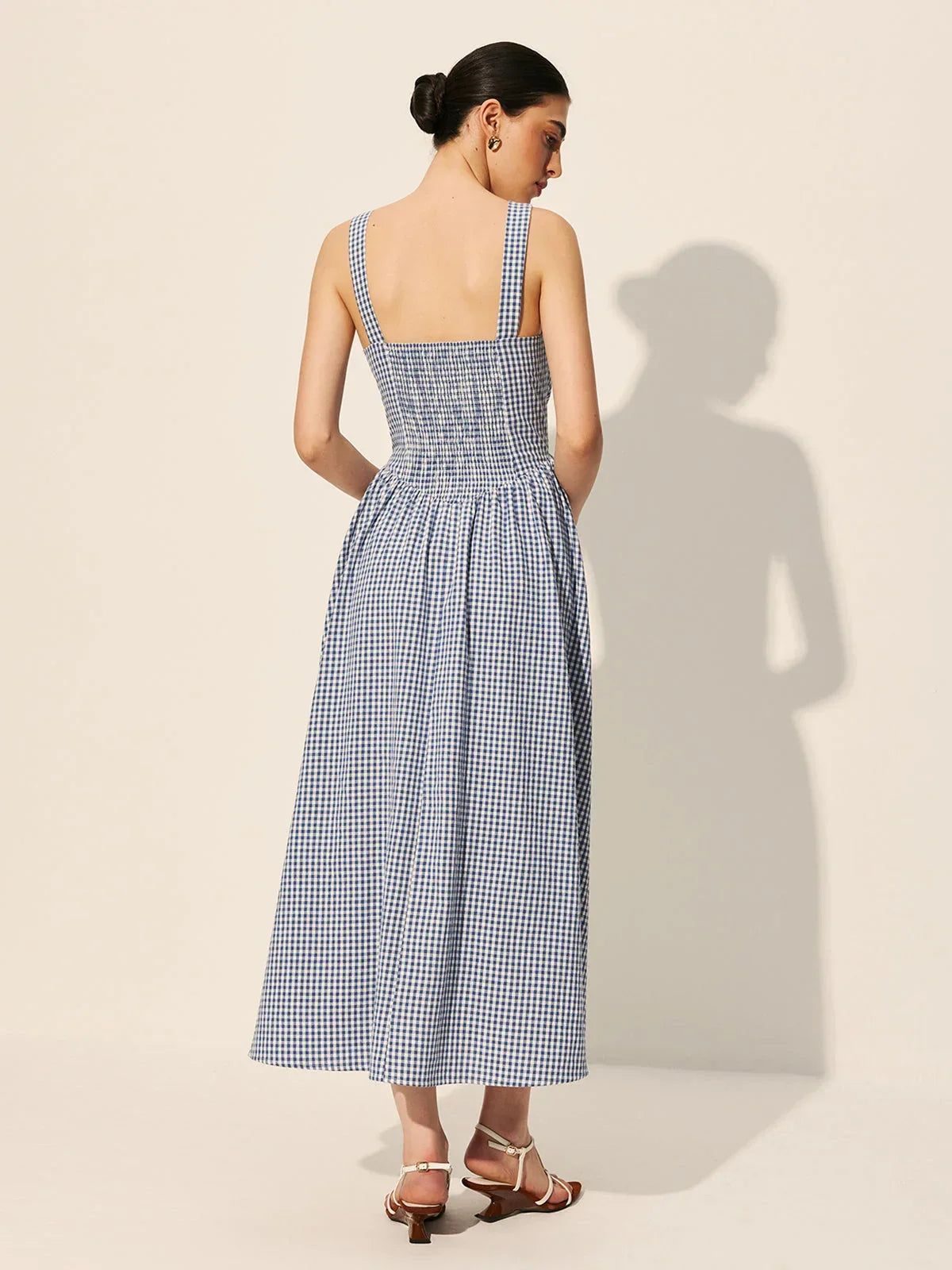 Robe midi carreaux bleu marine sans manches col carré | ROBEMODE