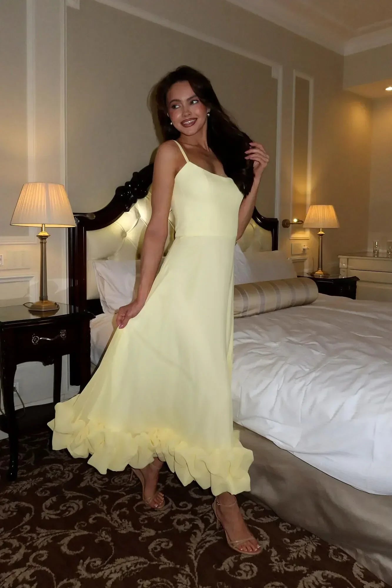 Robe midi femme volants sans manches | Coupe féminine + Style élégant + Facile à accessoiriser – ROBEMODE