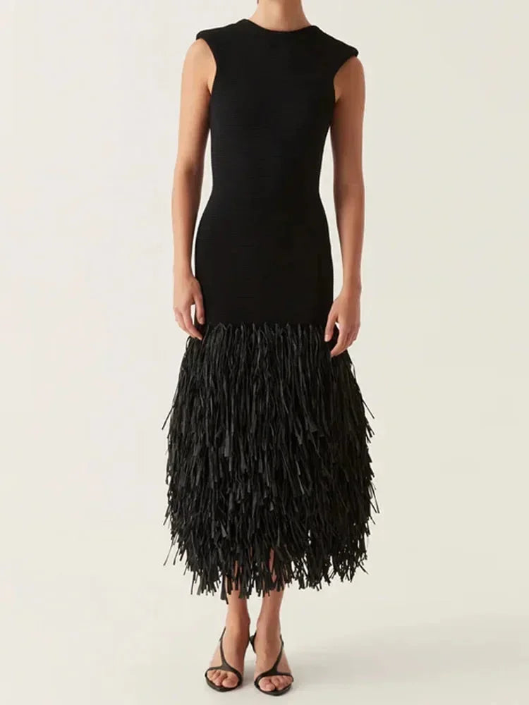 Robe Midi Noire Sans Manches Franges Bas Soirée Chic | ROBEMODE
