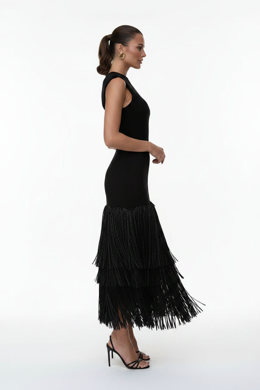 Robe Midi Noire Sans Manches Franges Bas Soirée Chic | ROBEMODE