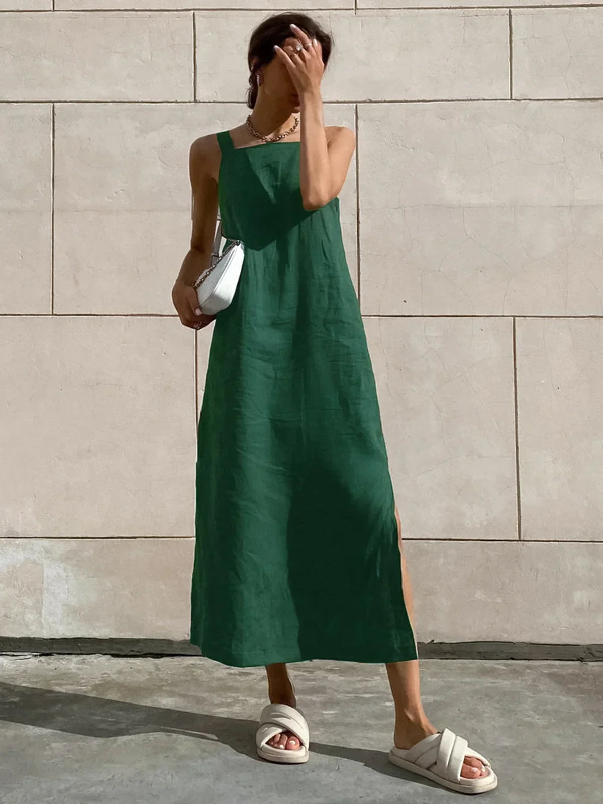 Robe Midi Femme Évasée Sans Manches Fente Estivale 1 Coloris | ROBEMODE