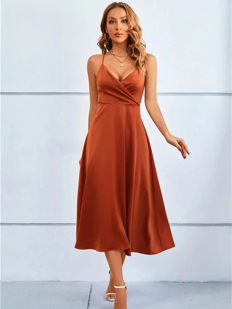 Robe Midi Satinée Col V Bretelles Ajustables Soirée 1 Coloris | ROBEMODE