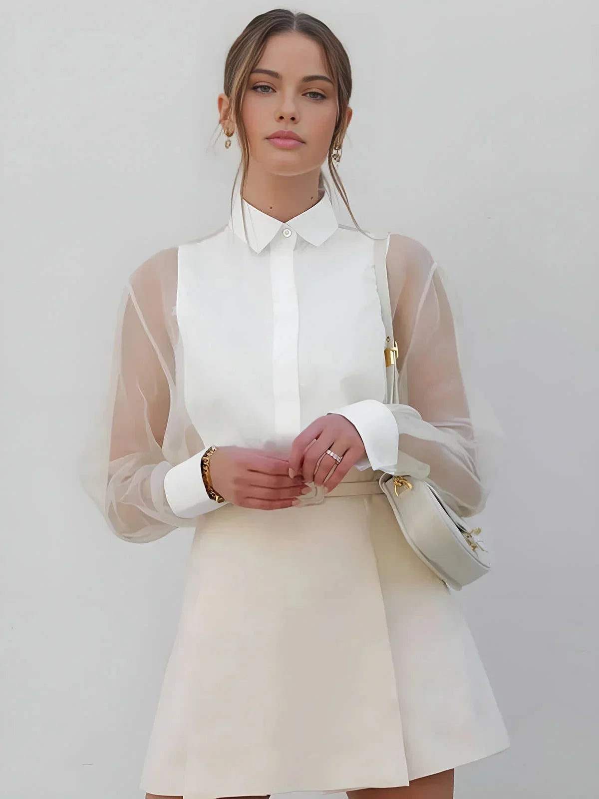 Robe courte blanche manches longues transparentes | ROBEMODE