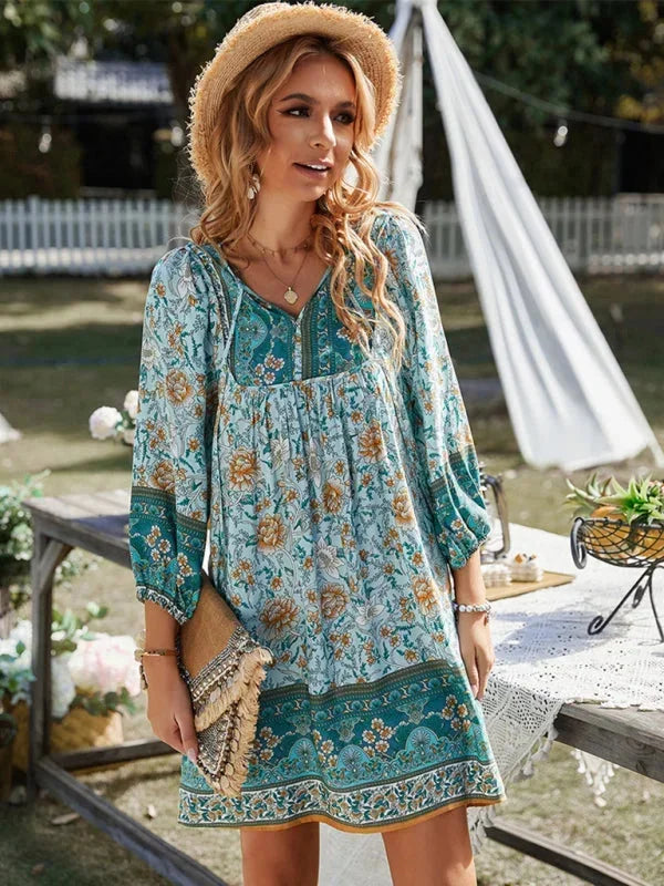 Robe courte bohème femme imprimé floral col V manches 3/4 | ROBEMODE