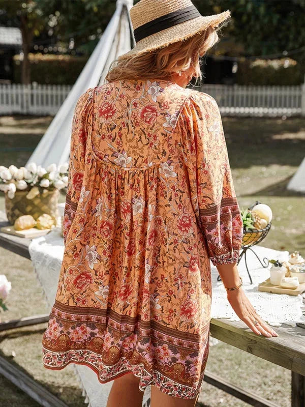 Robe courte bohème femme imprimé floral col V manches 3/4 | ROBEMODE